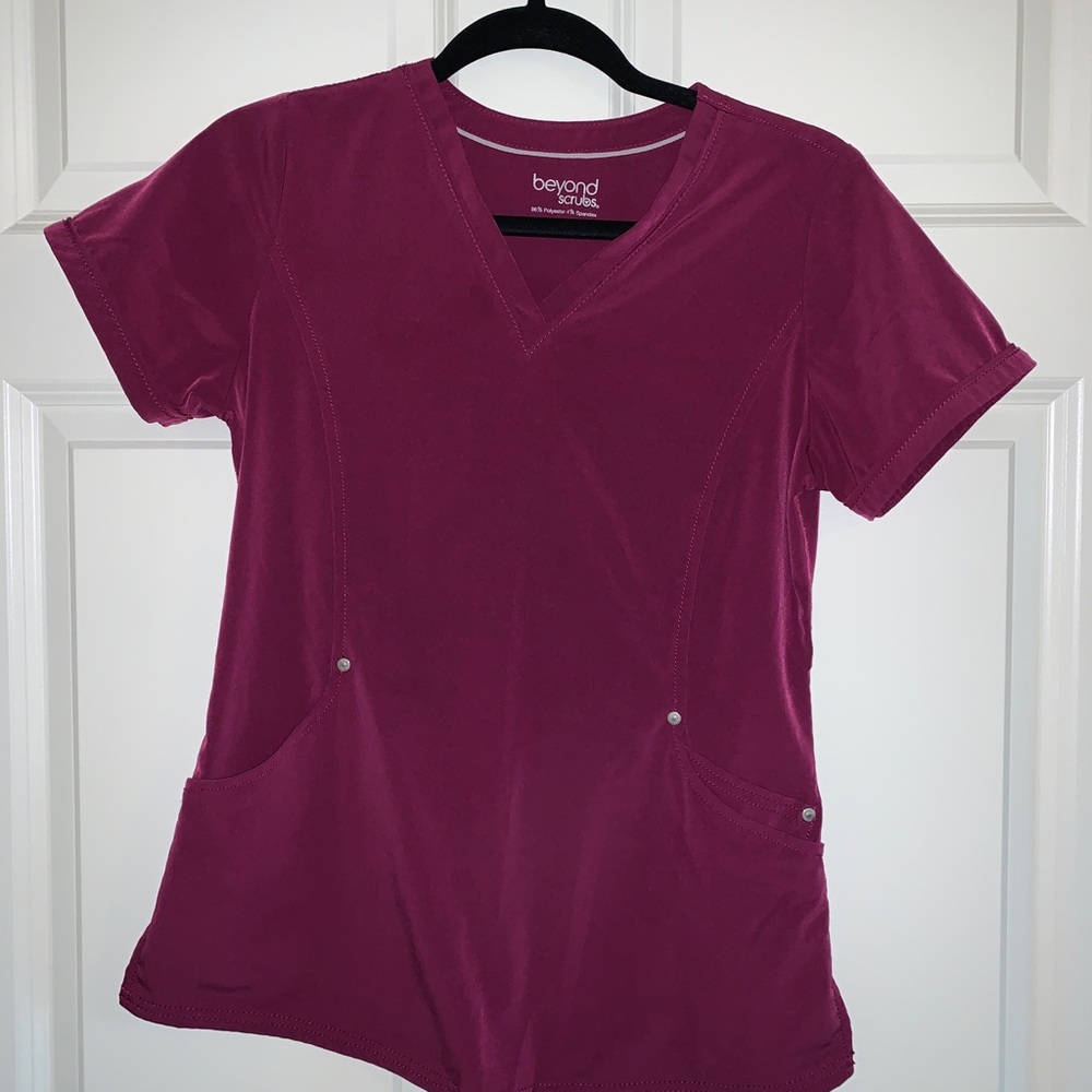 Beyond Scrubs V Neck Scrub Top